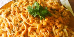 Macarronada de Frango Simples e Cremosa