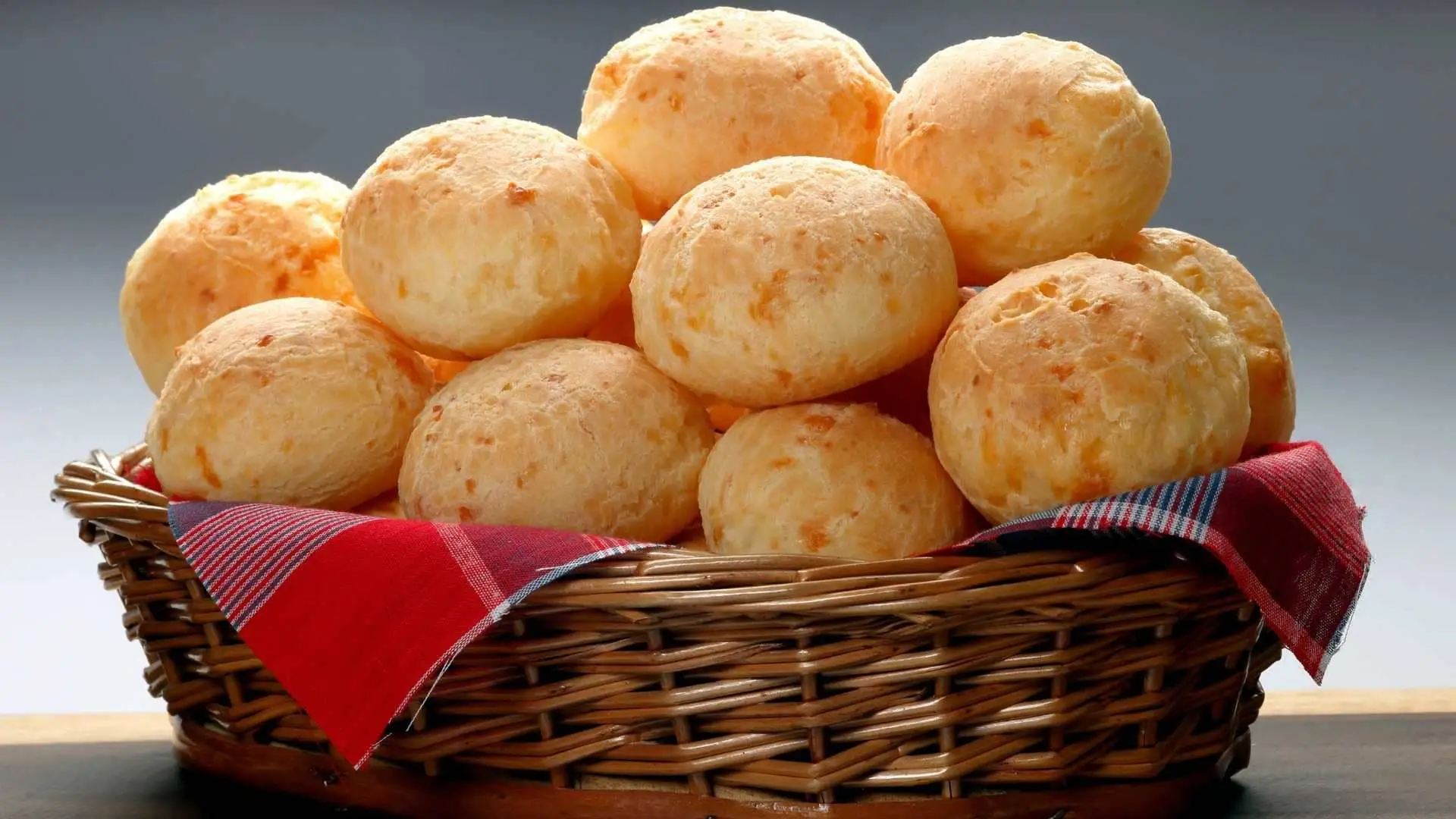 Pão de Queijo Fácil
