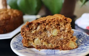 Bolo de Banana, Aveia, Maçã e Nozes