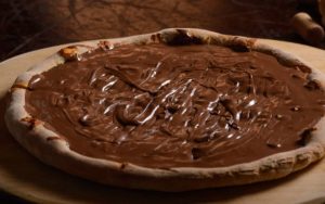 Pizza Doce Caseira de Chocolate